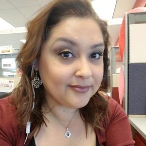 Meet your Posher, Rita